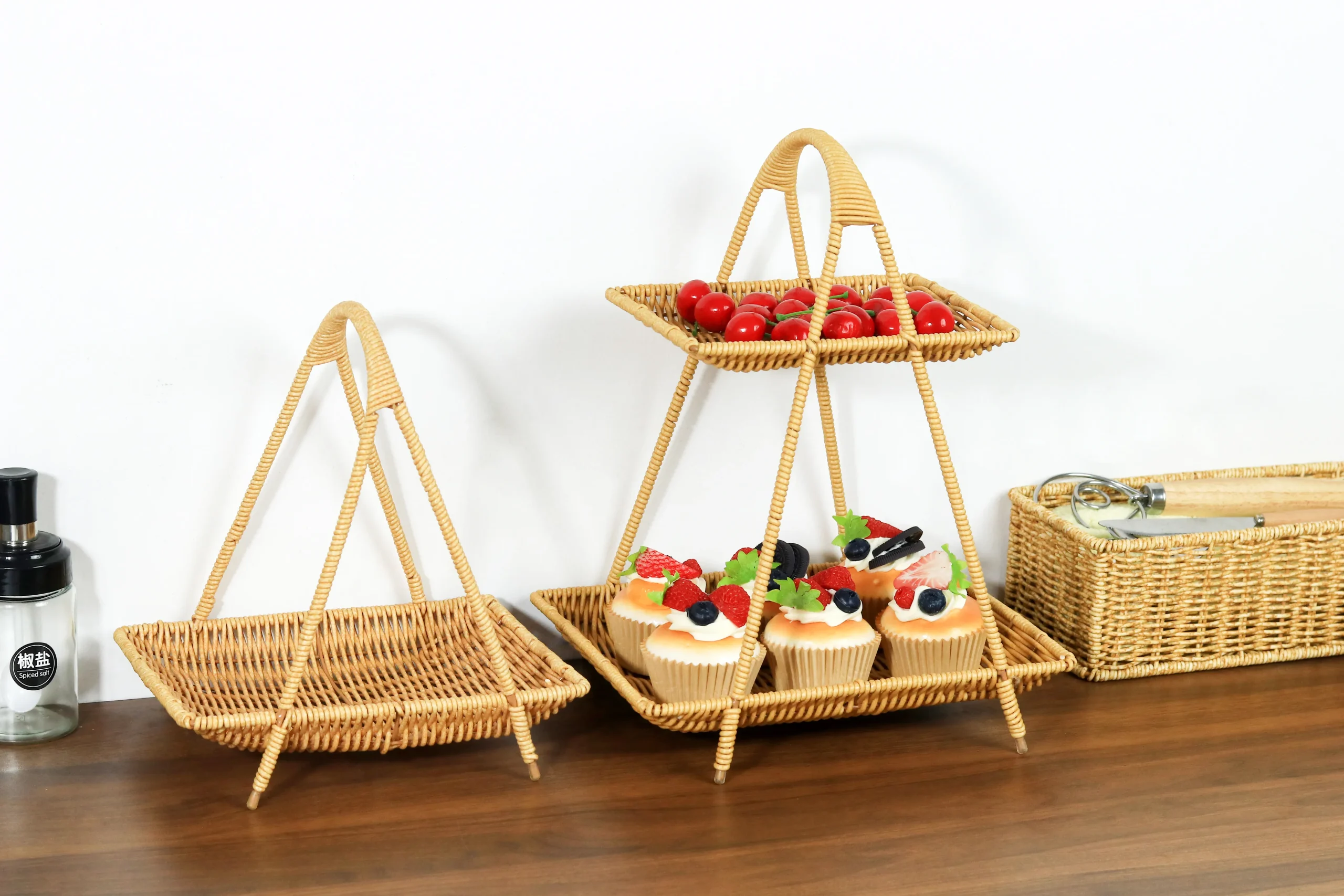 Buy Straw Basket in Bulk
